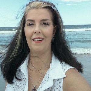 Meet your Posher, Alisa